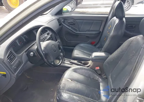 2002 Hyundai Elantra Gt z USA, uszkodzony, nr VIN KMHDN55D92U073144